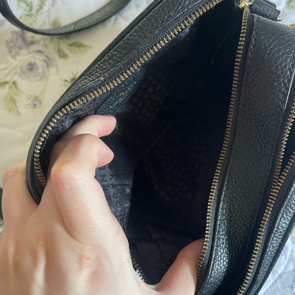 Kate Spade Elegant Black Crossbody Bag - Picture 6 of 7